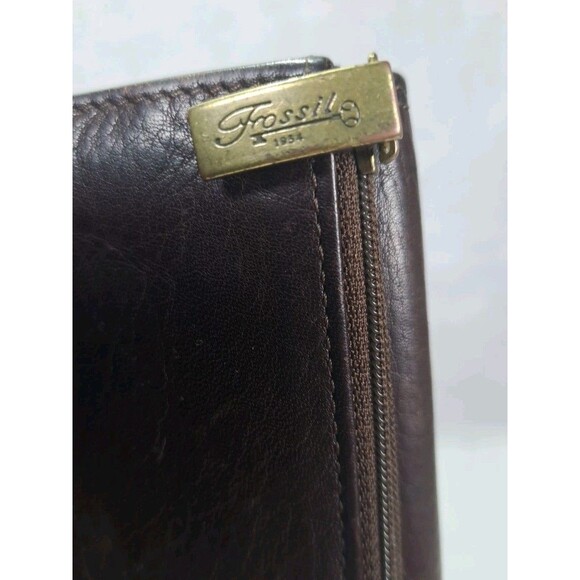 Fossil Wallet Brown Pebbled Leather Tri-Fold ID CC Slots Zip Coin Pockets Womans - Picture 3 of 13
